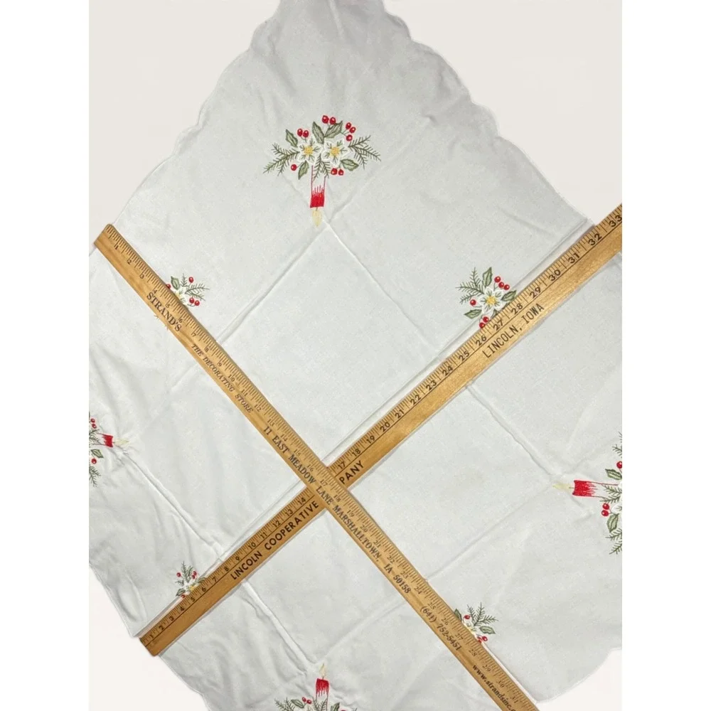 Vtg Christmas Tablecloth Hand Embroidered Holiday Candle Scallop Square 32